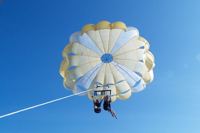 half-day-tour-in-diamond-head-sunrise-and-parasail
