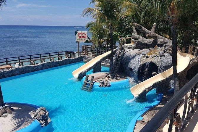 half-day-tour-in-roatan-with-brewery-rum-and-chocolate-factories-visit