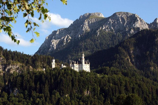 half-day-tour-private-from-munich-to-neuschwanstein-castle