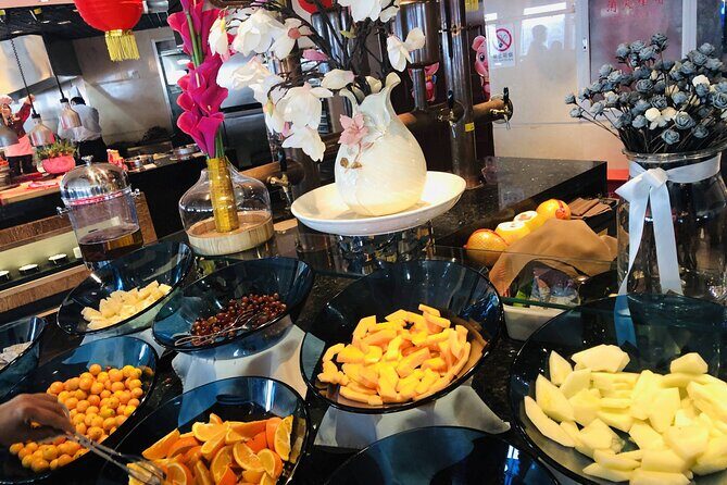 Half Day Tour: Summer Palace, Yuyuantan Park with CCTV Tower Dinning Experience - What’s Included and How It Adds Value