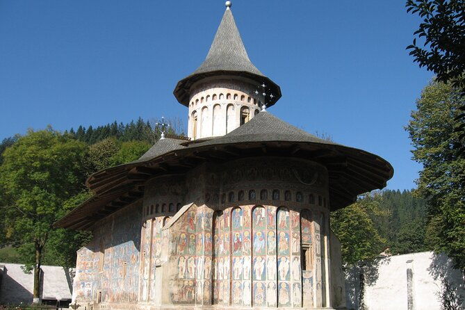 half-day-tour-to-bucovina-painted-monasteries