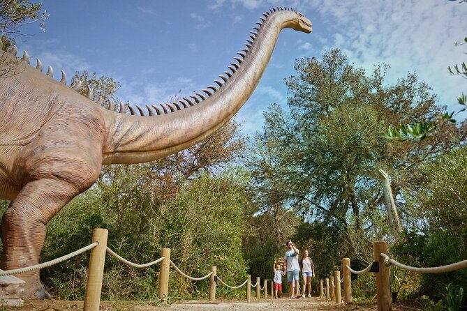 half-day-tour-to-dinosaur-land-in-mallorca