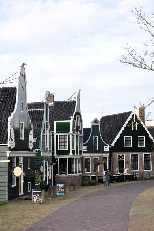 half-day-tour-zaanse-schans-from-amsterdam-35-hours