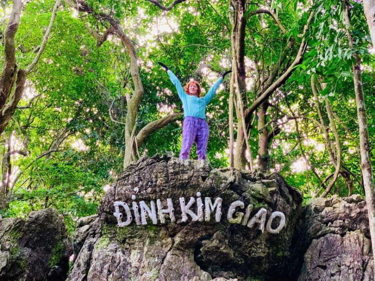 half-day-trekking-cat-ba-national-park