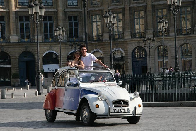 half-day-trip-in-paris-in-a-vintage-and-convertible-car-with-a-parisian