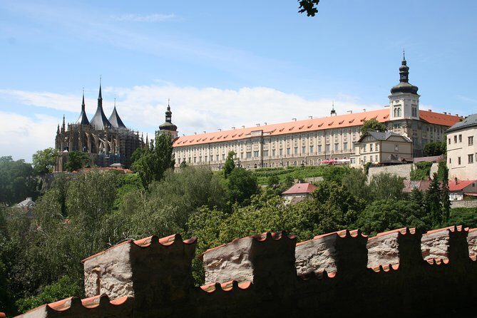 Half Day Trip to Kutna Hora and Bone Church from Prague - Who Should Consider This Tour?