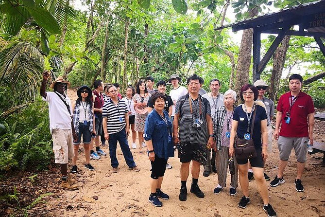 half-day-wildlife-hiking-tour-of-cahuita-national-park