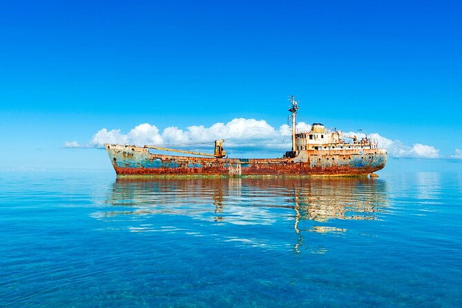 half-moon-bay-jet-ski-tour-snorkeling-the-la-famille-shipwreck