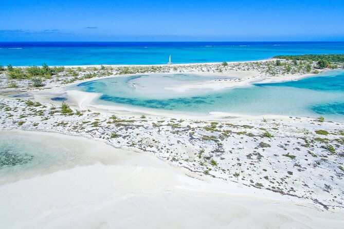 half-moon-bay-jet-ski-tour-snorkeling-the-la-famille-shipwreck