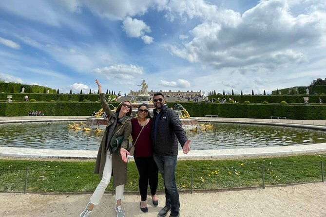 half-private-tour-of-palace-of-versailles-with-train-tickets