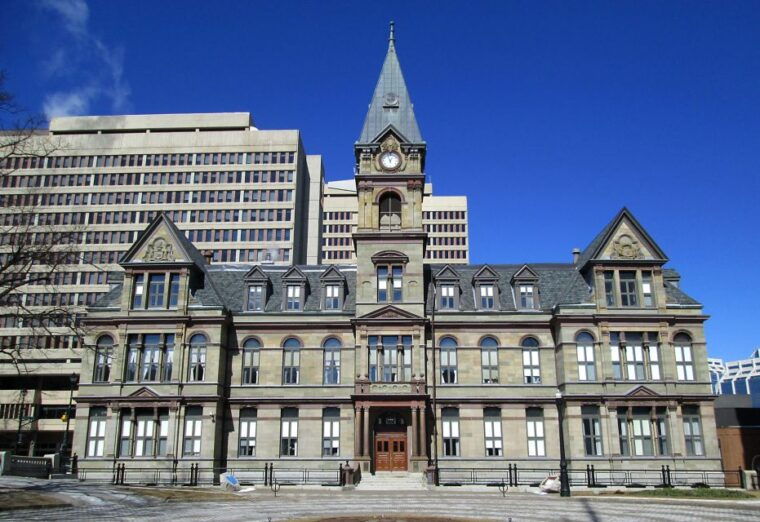 halifax-churches-gardens-graveyards-smartphone-tour