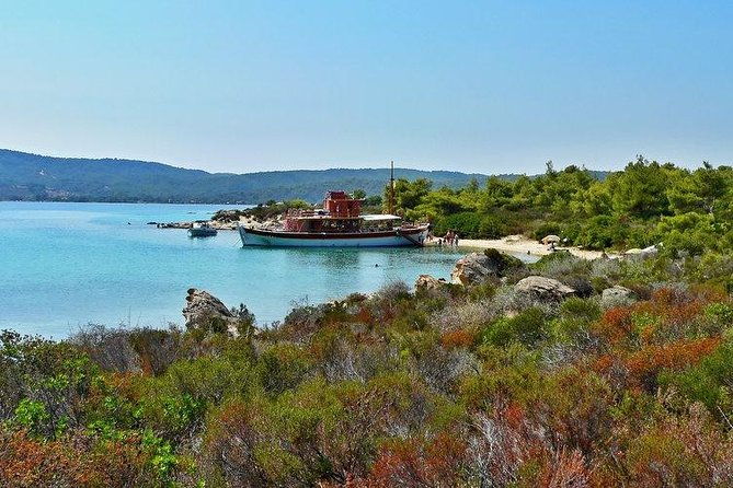 halkidiki-blue-lagoon-cruise-on-a-pirate-boat-from-thessaloniki