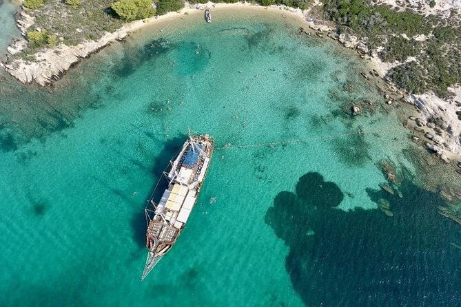 halkidiki-blue-lagoon-cruise-on-a-pirate-boat-from-thessaloniki