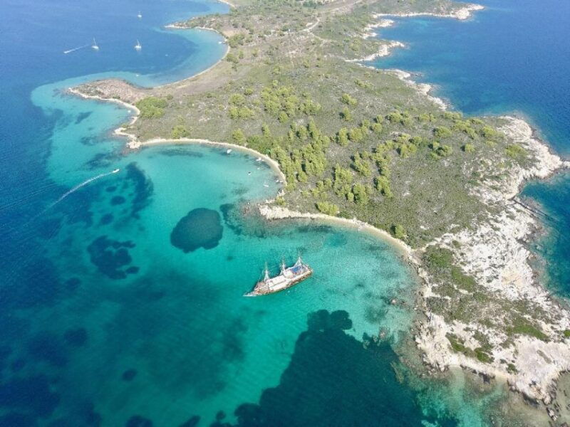 halkidiki-blue-lagoon-cruise-on-a-pirates-boat