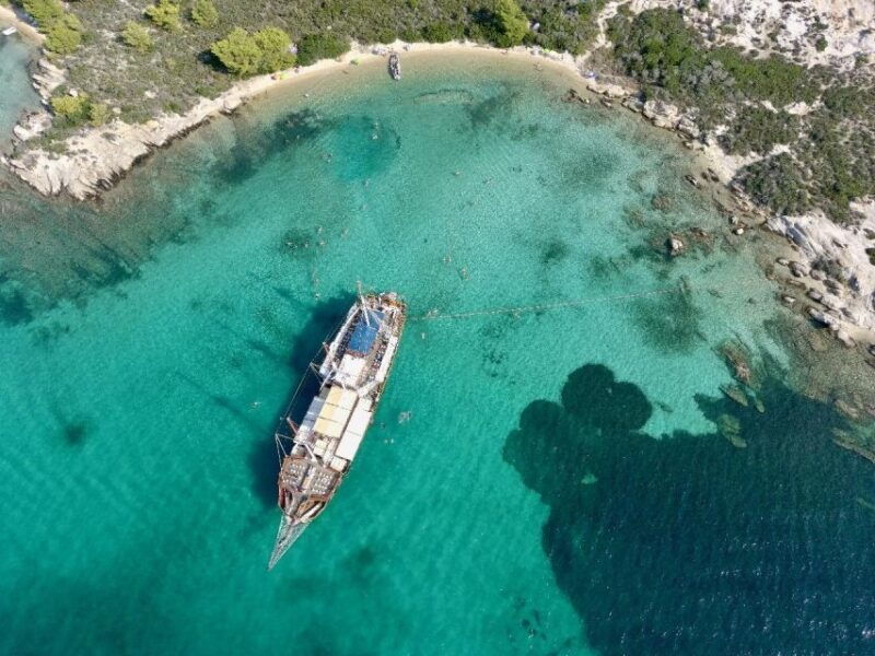 halkidiki-blue-lagoon-cruise-on-a-pirates-boat