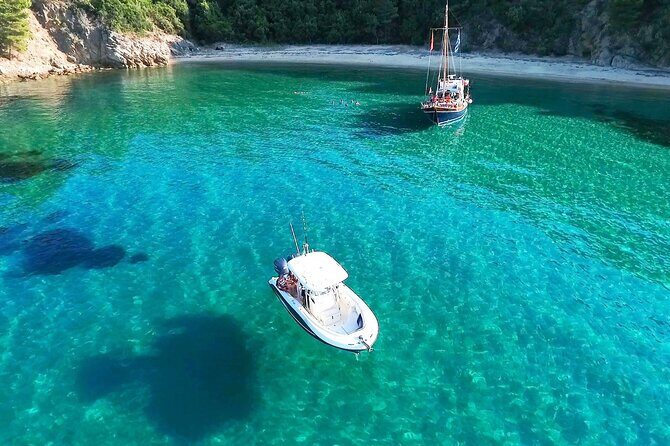 Halkidiki: Vourvourou Full Day Cruise - The Boat & Service: Comfort and Professionalism