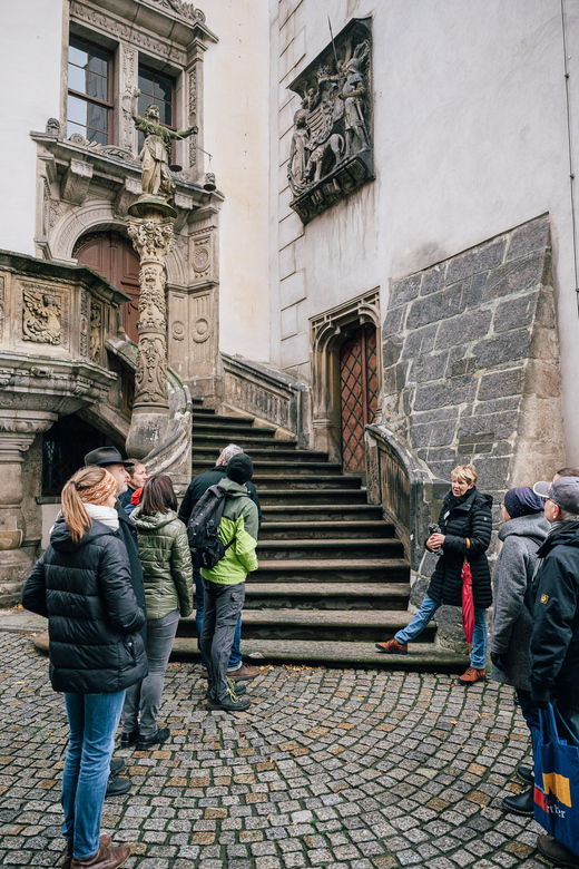 hall-house-tour