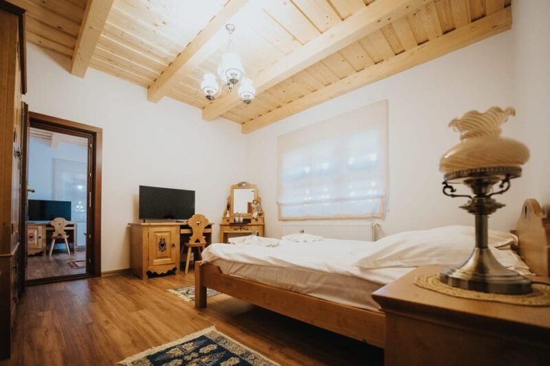 haller-castle-romantic-getaway-with-dinner