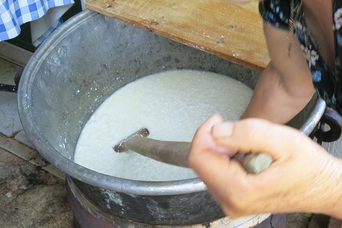 Halloumi Heaven: Cheese-Making Class & Troodos Mountain Villages 7h - Traditional Sweets in Geroskipou