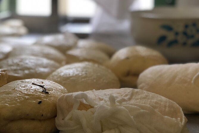 halloumi-heaven-cheese-making-class-troodos-mountain-villages-8h-2