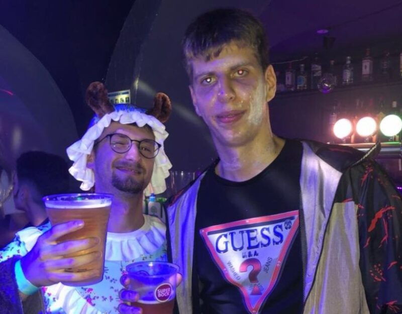 halloween-haunts-lisbon-pub-crawl-experience