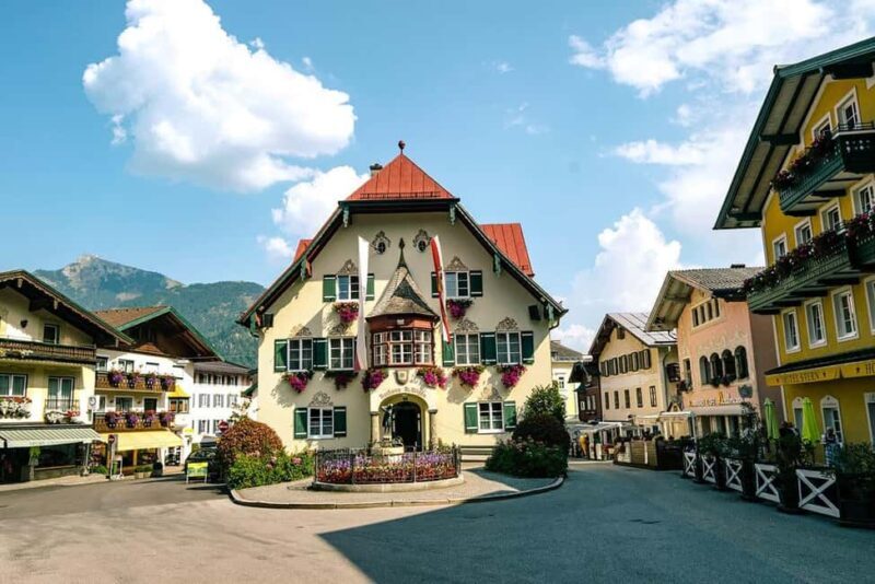 Hallstatt Highlight Trip with St. Gilgen from Salzburg - An Overview of the Tour Experience