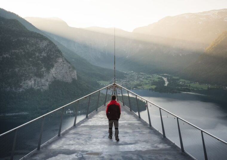 hallstatt-sunrise-hike-with-a-photographer