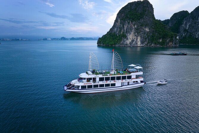 Halong 5star Cruise Day Trip: Buffet Lunch, Jacuzzi & Kayaking - Key Points
