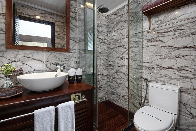 Halong Authentic Cruise 2 Days - One Night onboard: All Inclusive - An In-Depth Look at the 2-Day Halong Bay Cruise