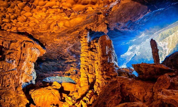 halong-bay-1d-sung-sot-cave-titop-island-kayaking-lunch
