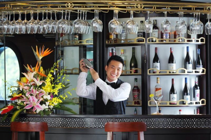 halong-bay-2d1n-5-star-starlight-cruise