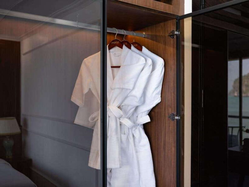 halong-bay-3-days-2-nights-with-5-star-mgloria-cruise