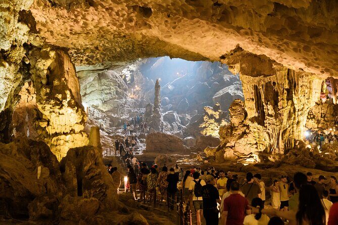 Halong Bay Carnival Cruise 5 Star Luxury with Transfer & Jacuzzi - What Sets This Tour Apart