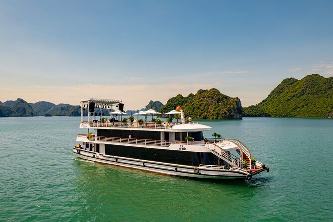 Halong Bay Cruise and Kayaking with Lunch and Music from Hanoi - Key Points