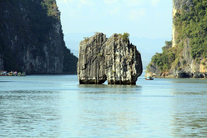 Halong Bay Cruise Day Trip: Visit Thien Cung Cave, Kayaking & Lunch - best price - FAQ