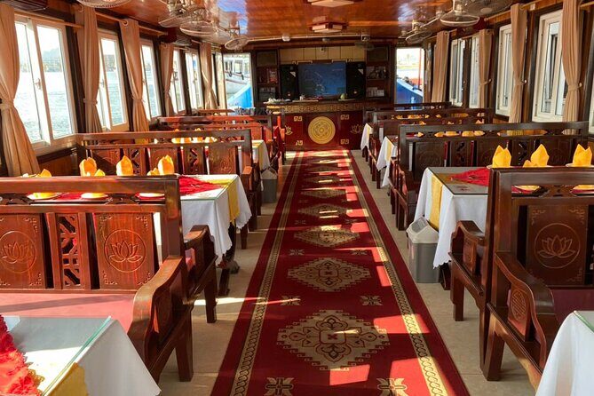 Halong Bay Day Cruise: Discover Thien Cung Cave, Kayaking & Lunch - Key Points