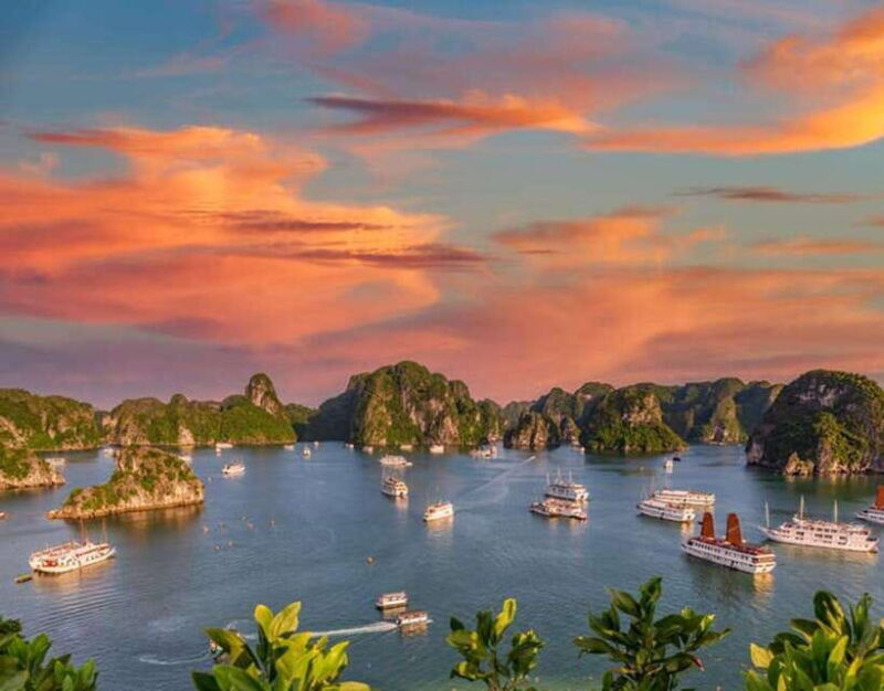 Halong Bay: Day Cruise with Lunch and Kayak from Ninh Binh - Sunset Party on the Upper Deck
