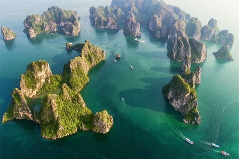 Halong Bay Day Tour 6 Hour Cruise, Kayak, Lunch, Small Group - Who Should Consider This Tour?