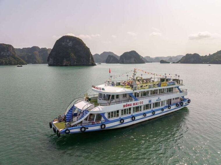 halong-bay-day-trip-with-deluxe-cruise