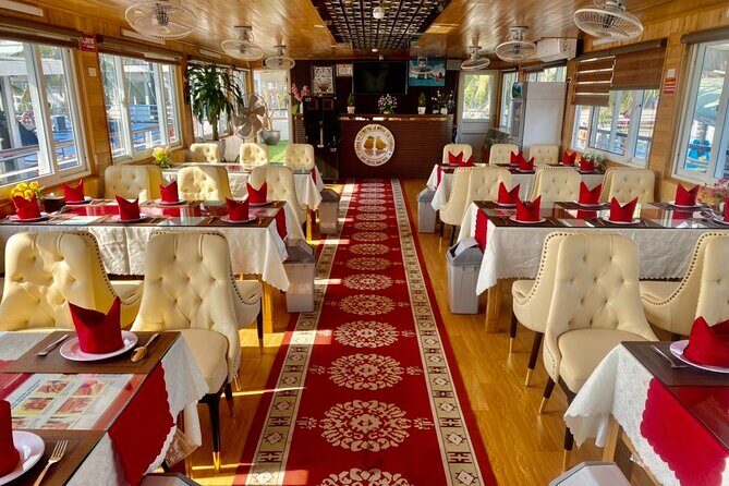 Halong Bay Full-day Cruise with Kayaking from Hanoi - Exploring Ha Long Bay: What to Expect