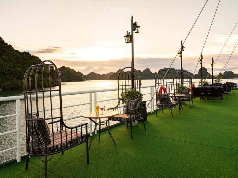 Halong Bay: Luxury 5  Day Cruise Kayak, Meal, Cave, Sunset - Sunset and Return – A Perfect Ending