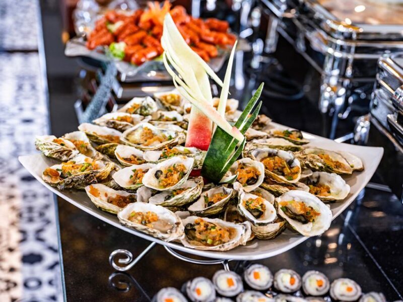 Halong Bay Luxury Cruise with Kayaking & Lunch Buffet - Key Points