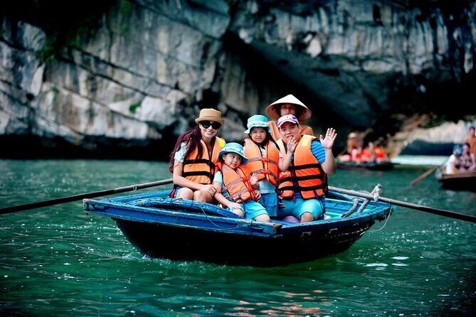 Halong Bay Otis Premium Cruise 5 star - 1 Day Tour - The Experience of Guides and Service