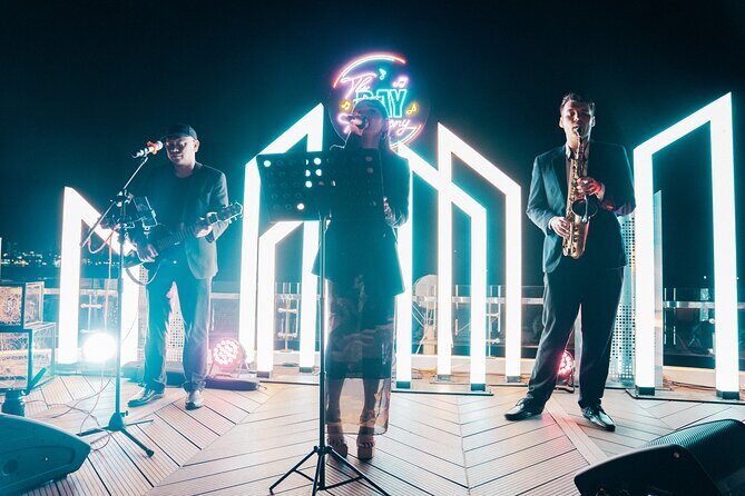 Halong Bay Sunset Cruise & Luxury Dinner with Stunning Views - Who Should Consider This Tour?