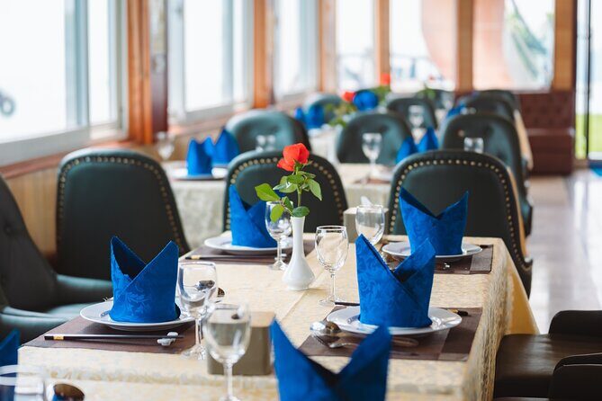 Halong Excursion Deluxe Cruise with Lunch, Kayak & Sunset Party - Detailed Breakdown of the Itinerary