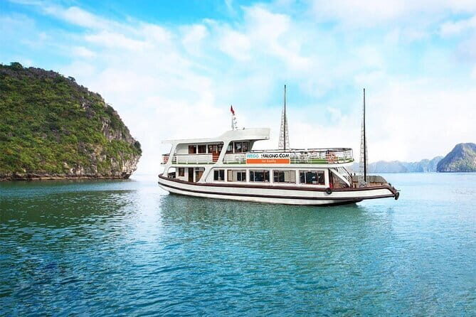 Halong Hercules 5 Stars Day Cruise: Buffet Lunch and Sunset Party - What Travelers Say