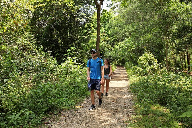 Halong - LanHa Bay with 3.5star La Pinta Cruise 3days/2nights - Frequently Asked Questions