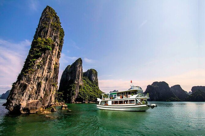 Halong Wonder Bay Day Cruise (Small Group on Boat & Buffet Lunch) - Key Points