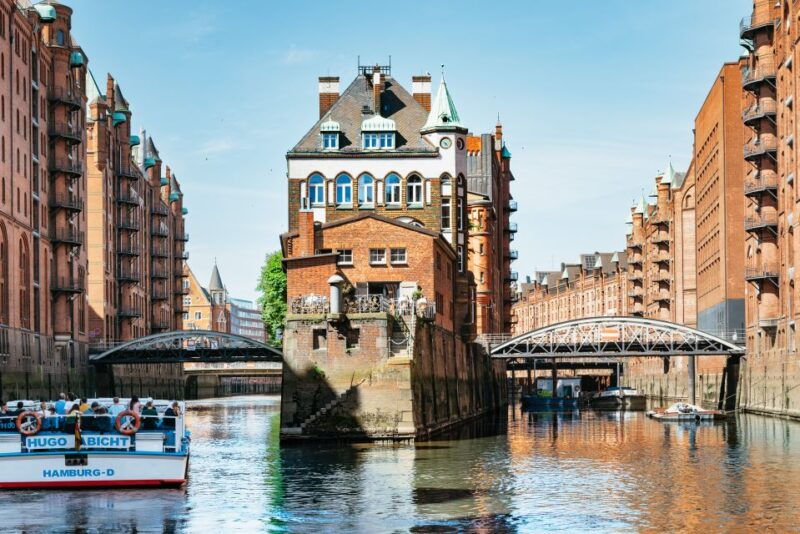 hamburg-1-5-hour-harbor-and-speicherstadt-day-cruise