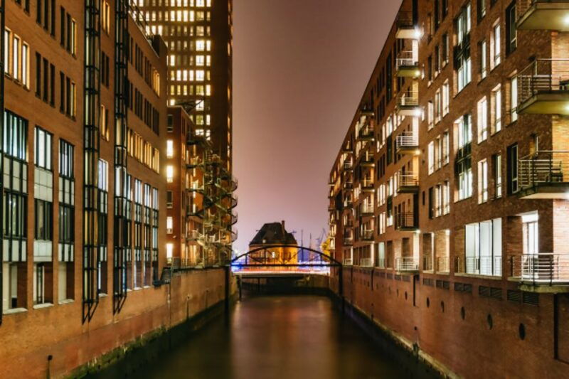 hamburg-1-5h-grand-harbor-evening-lights-cruise